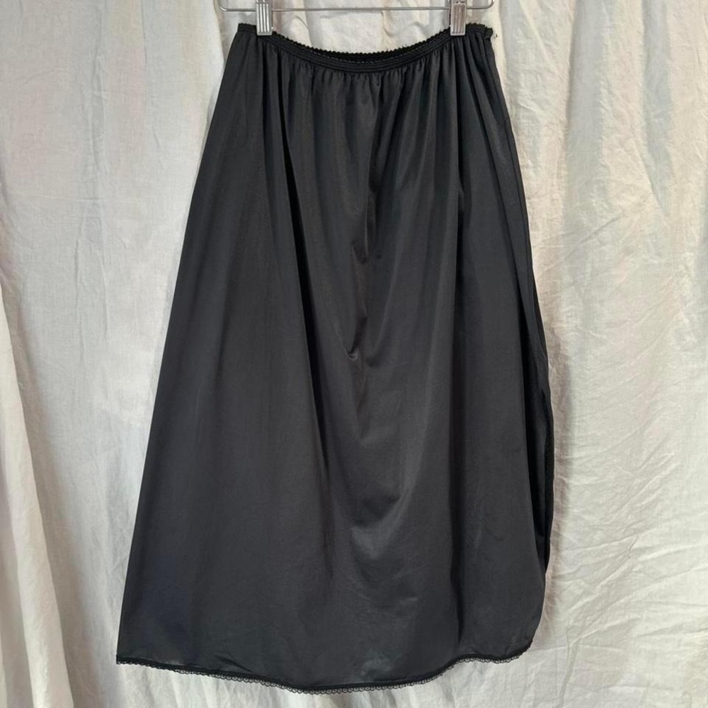 Black vintage midi slip
